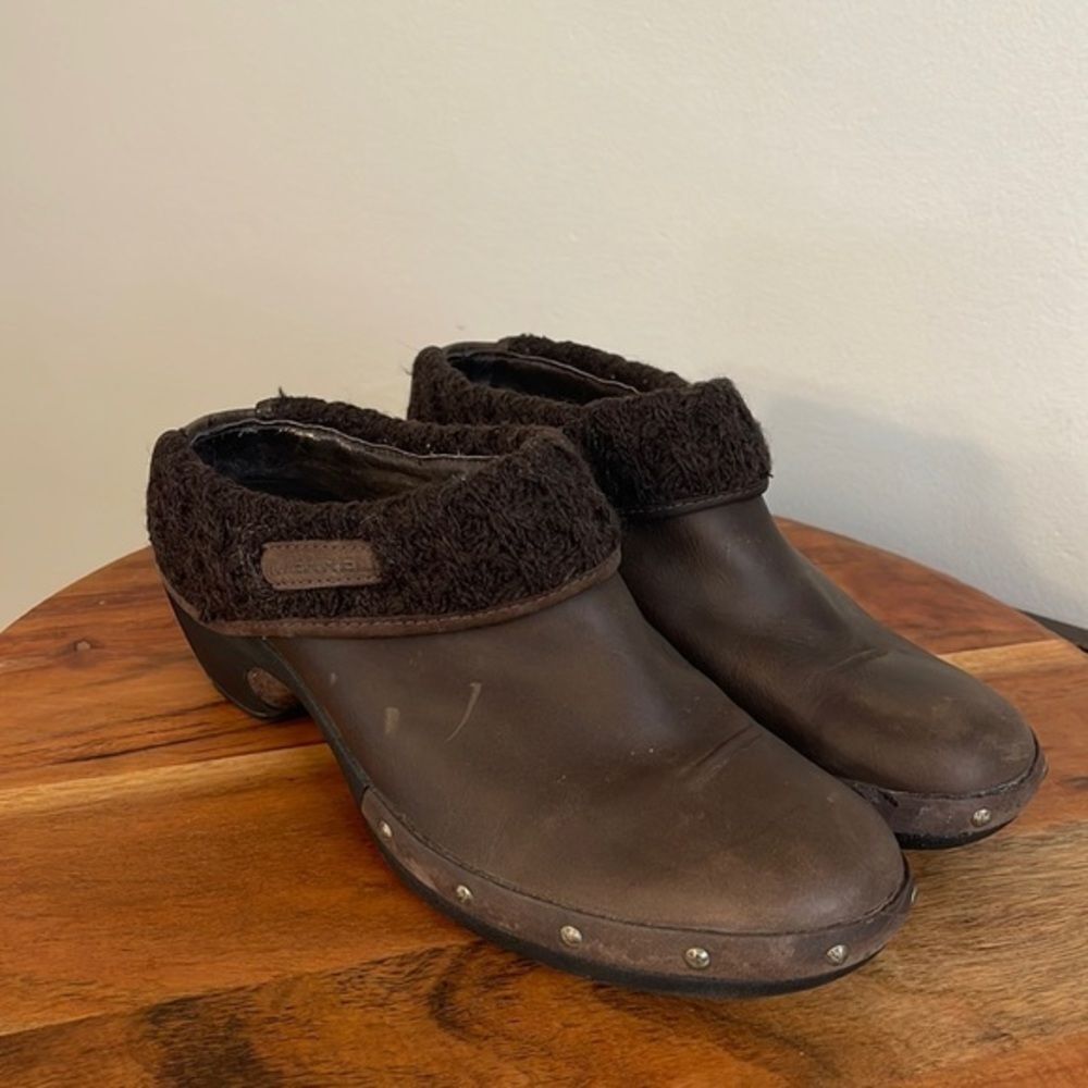 Merrell Luxe Knit Collar Brown Leather‎ Studded 2" Clogs - size 8